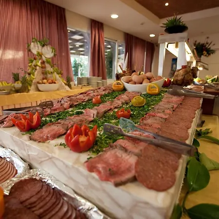 Diagoras Hotel 3*